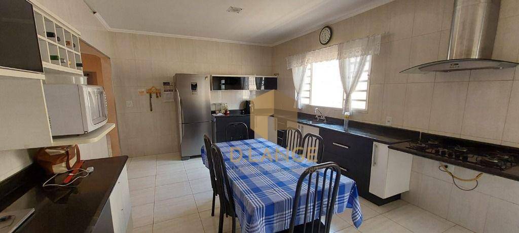 Casa à venda com 3 quartos, 300m² - Foto 13