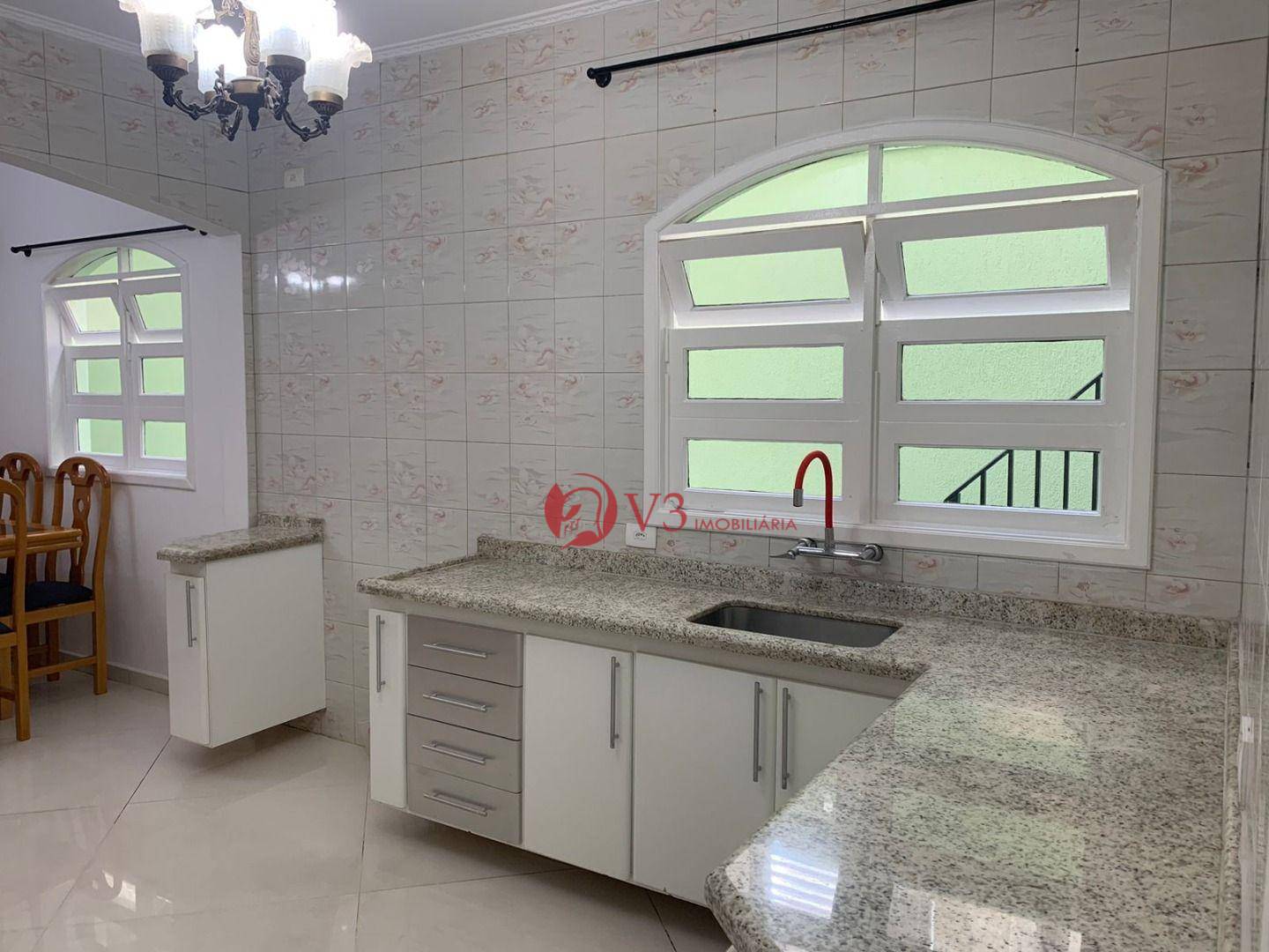 Sobrado à venda e aluguel com 3 quartos, 250m² - Foto 22