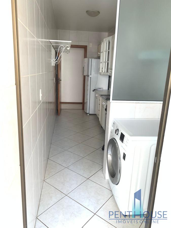 Apartamento à venda com 2 quartos, 85m² - Foto 4