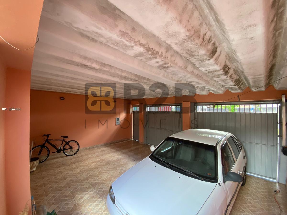 Casa à venda com 2 quartos, 164m² - Foto 2