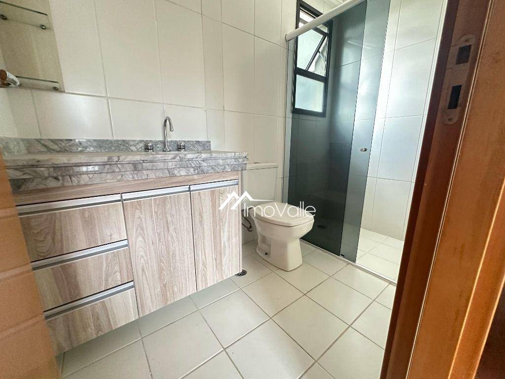 Apartamento para alugar com 3 quartos, 94m² - Foto 13