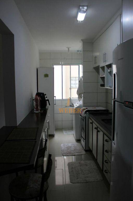 Apartamento à venda com 2 quartos, 57m² - Foto 8