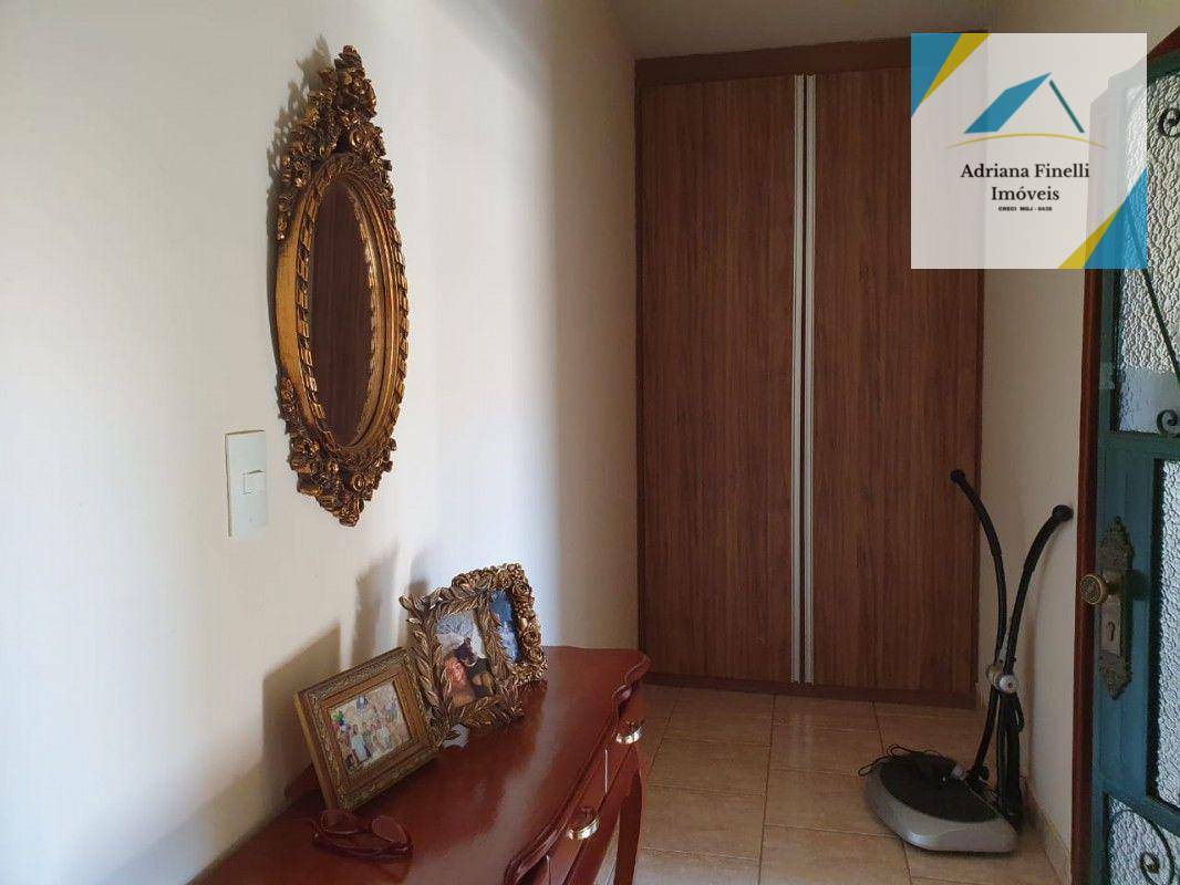 Apartamento à venda com 4 quartos, 140m² - Foto 13