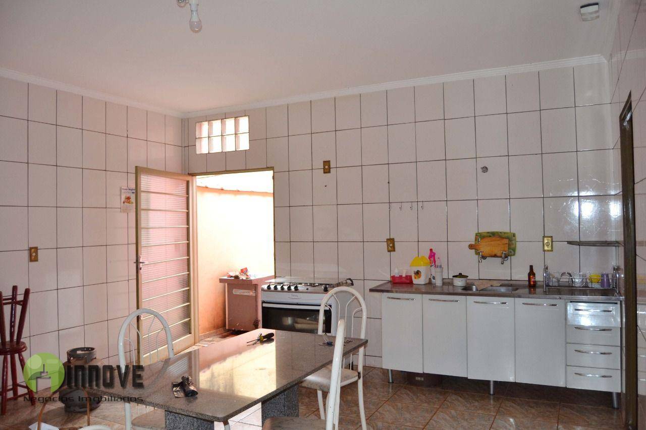 Casa à venda com 2 quartos, 131m² - Foto 21