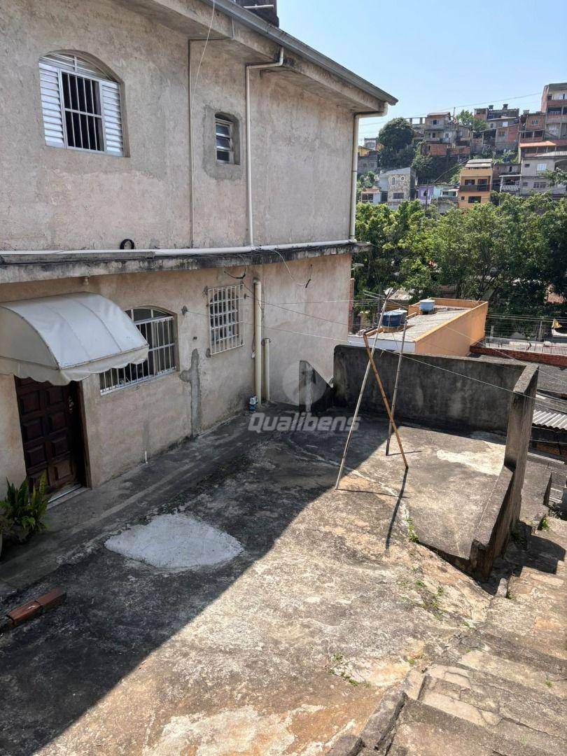 Sobrado à venda com 3 quartos, 240m² - Foto 17