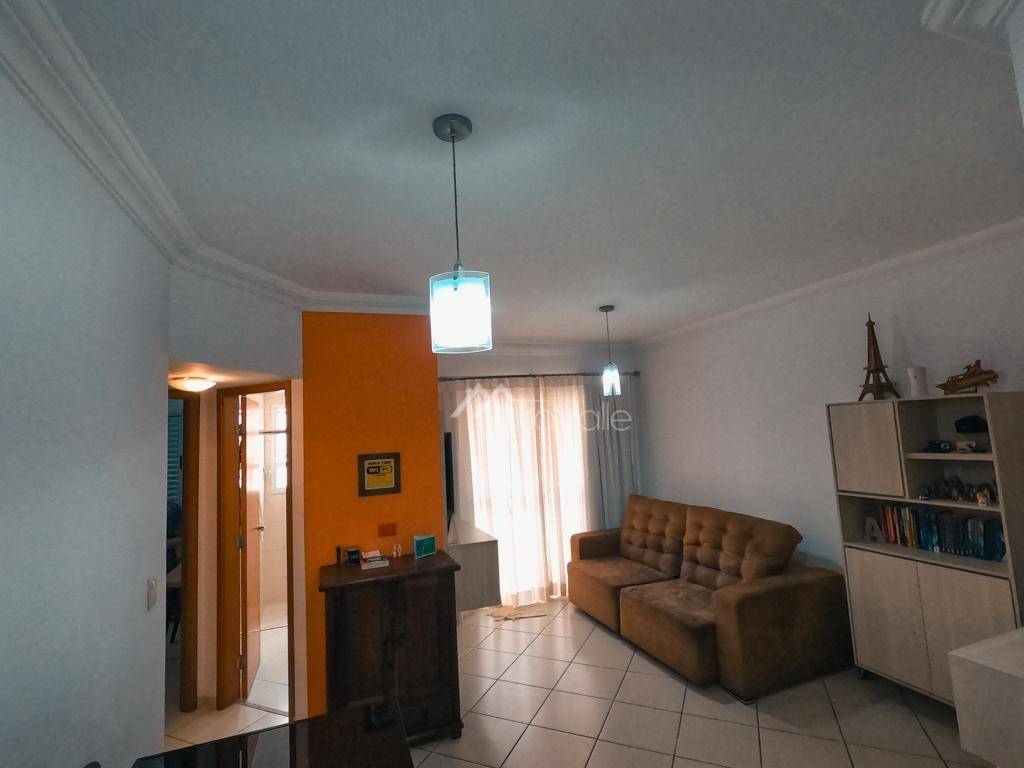 Apartamento à venda com 2 quartos, 67m² - Foto 3