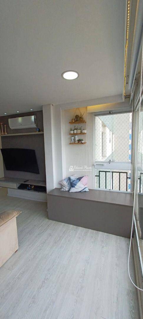 Apartamento à venda com 2 quartos, 66m² - Foto 7