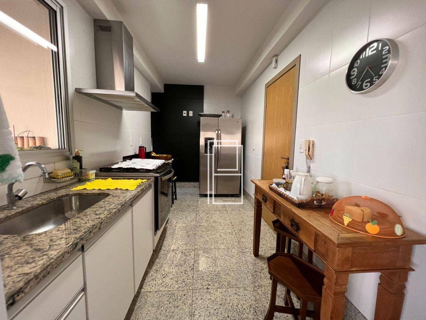 Apartamento para alugar com 4 quartos, 118m² - Foto 13