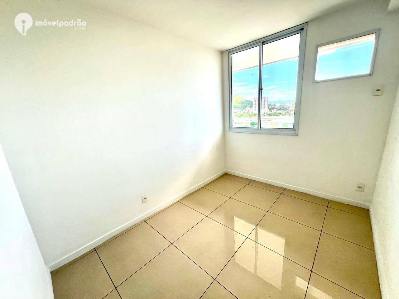 Apartamento para alugar com 4 quartos, 106m² - Foto 16