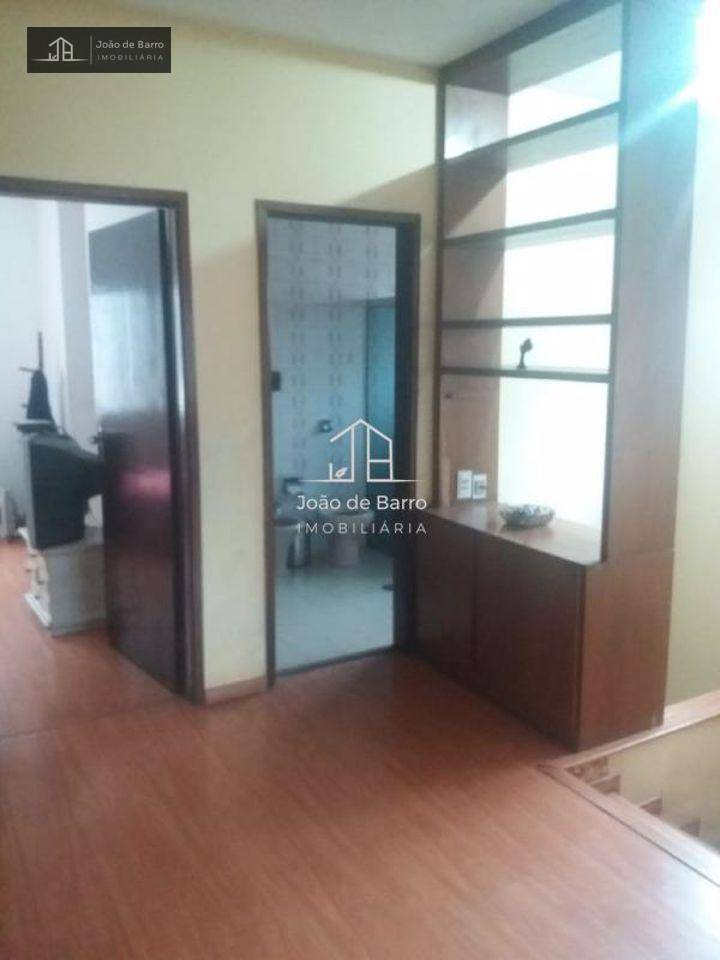 Sobrado à venda com 5 quartos, 228m² - Foto 7