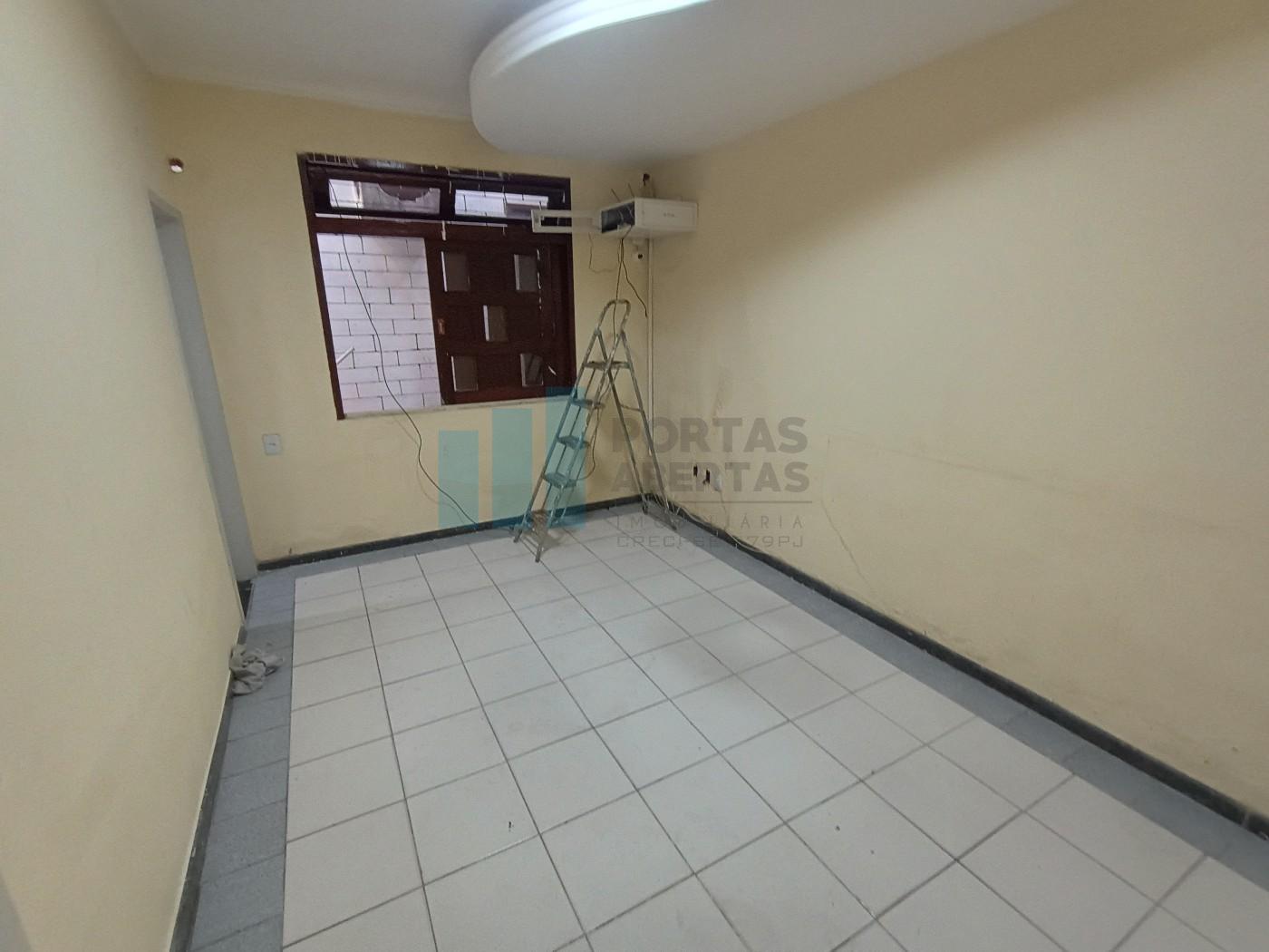Casa para alugar com 6 quartos, 247m² - Foto 20