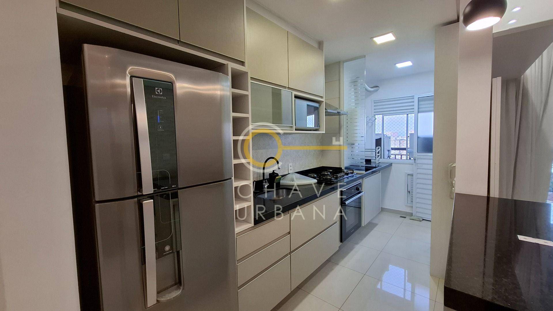 Apartamento para alugar com 2 quartos, 74m² - Foto 13