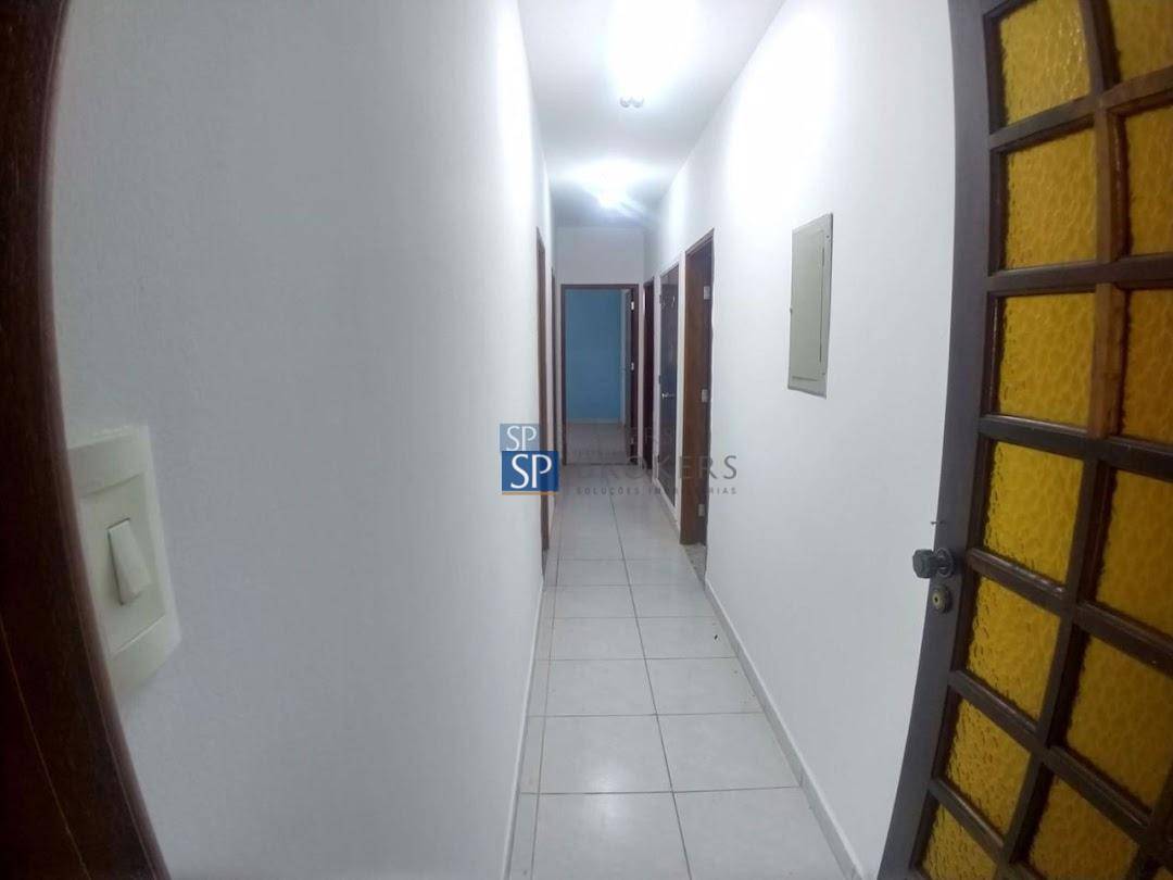 Casa à venda com 4 quartos, 215m² - Foto 6