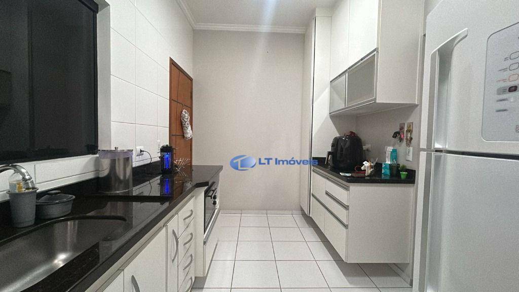 Sobrado à venda com 2 quartos, 103m² - Foto 6