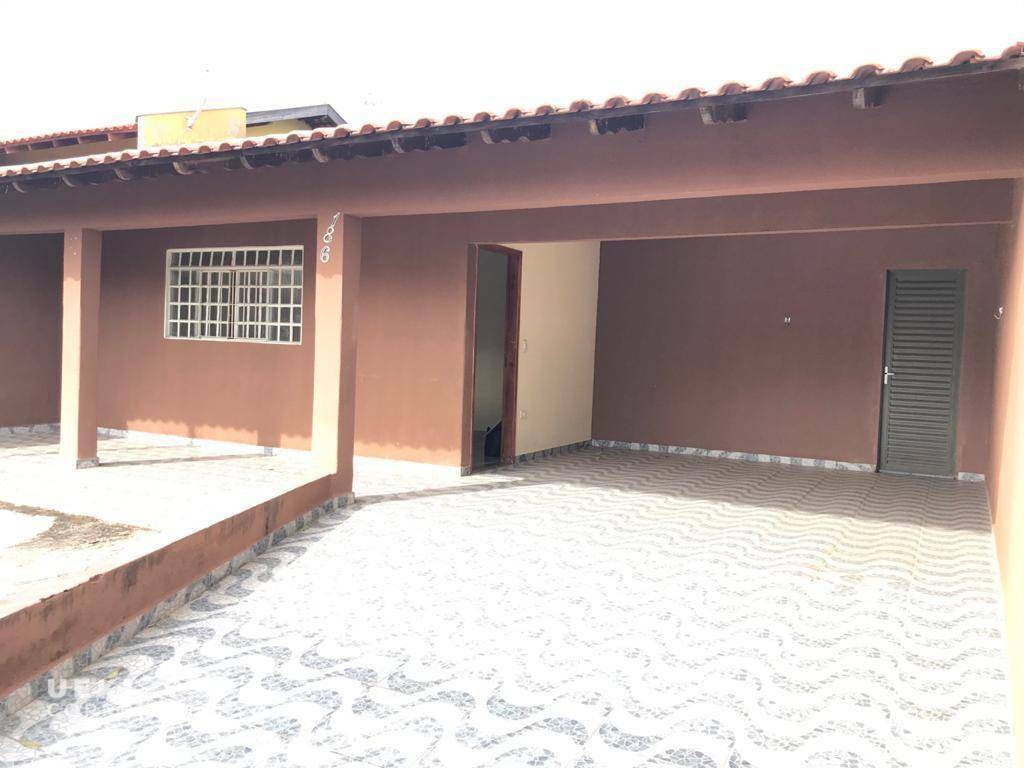 Casa para alugar com 3 quartos, 120m² - Foto 11