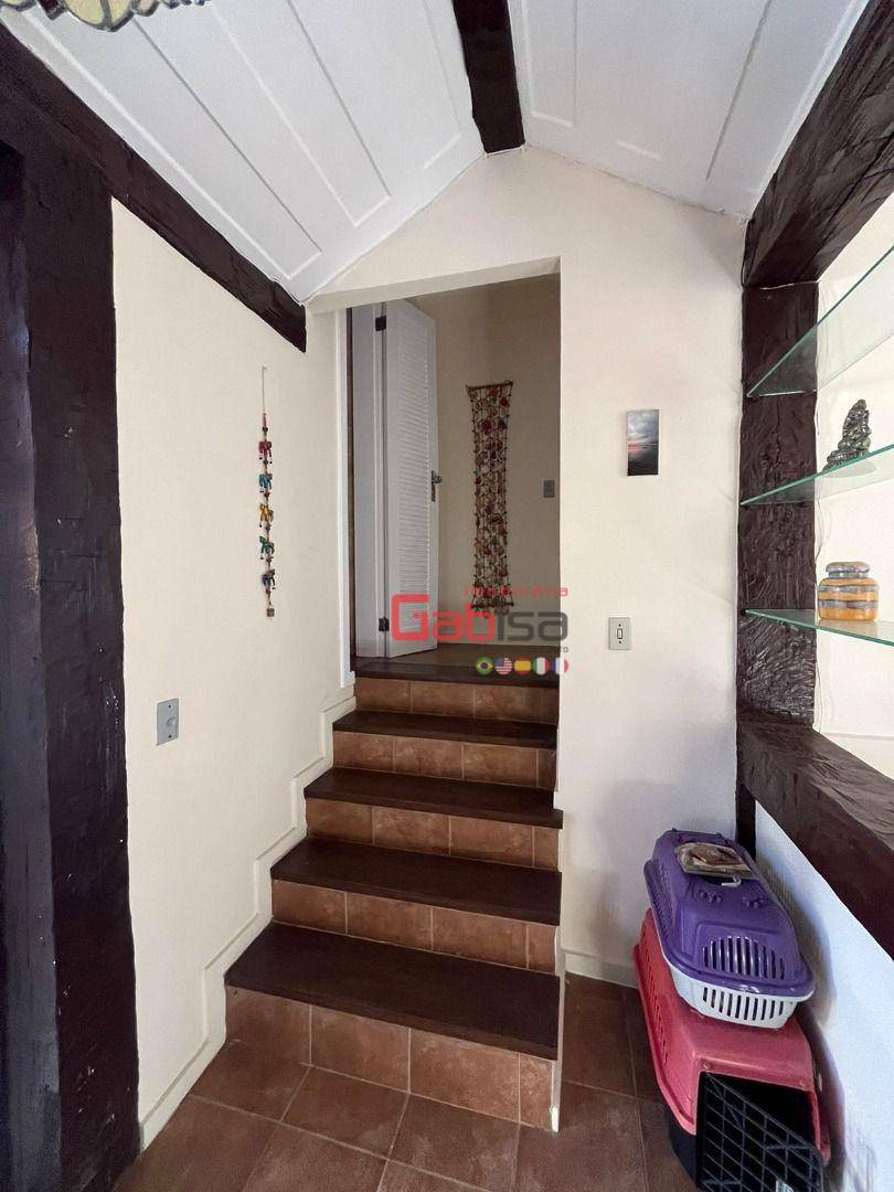 Casa de Condomínio à venda com 5 quartos, 258m² - Foto 32