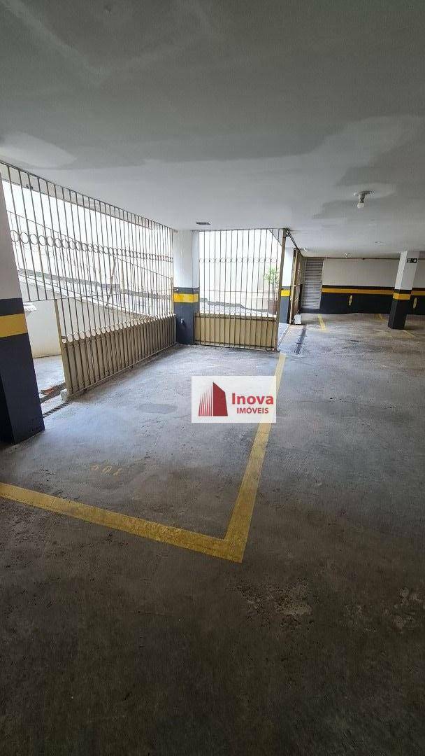 Apartamento à venda com 3 quartos, 140m² - Foto 29