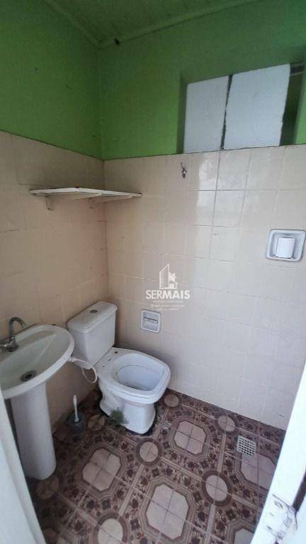 Casa à venda e aluguel com 4 quartos, 350m² - Foto 18