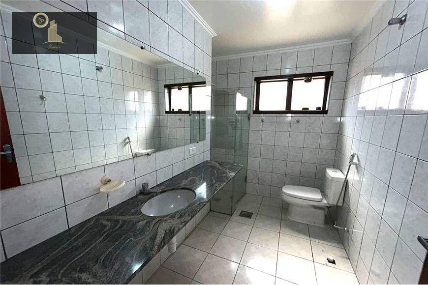 Casa de Condomínio à venda com 3 quartos, 351m² - Foto 21