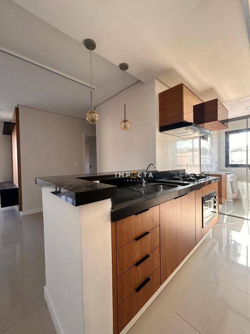 Apartamento à venda com 3 quartos, 82m² - Foto 1