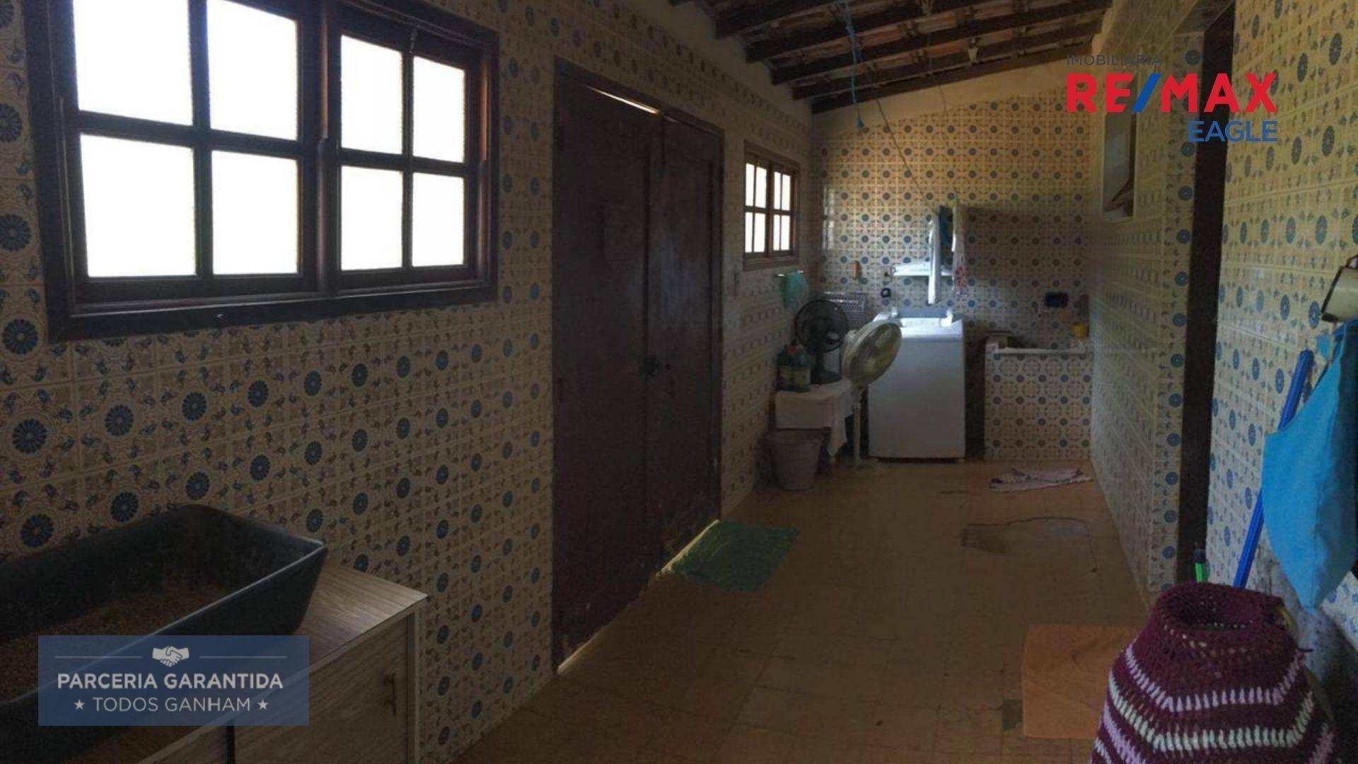 Chácara à venda com 5 quartos, 300m² - Foto 12