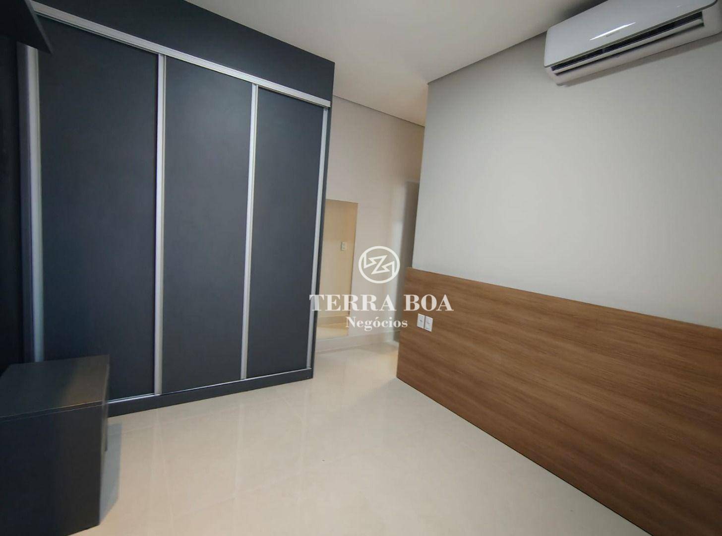 Sobrado à venda com 3 quartos, 300M2 - Foto 8