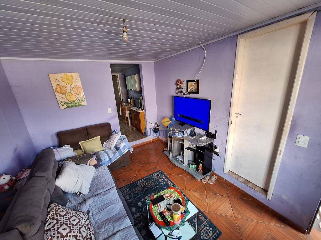 Casa à venda com 3 quartos, 70m² - Foto 9