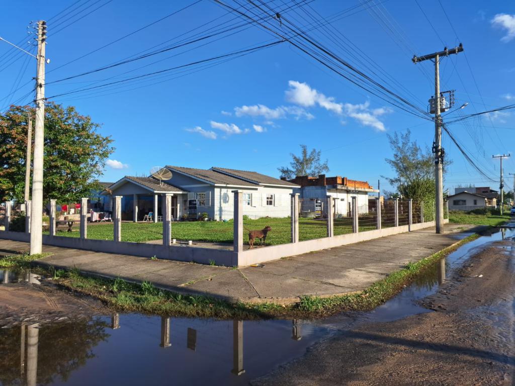 Casa à venda com 3 quartos, 130m² - Foto 15