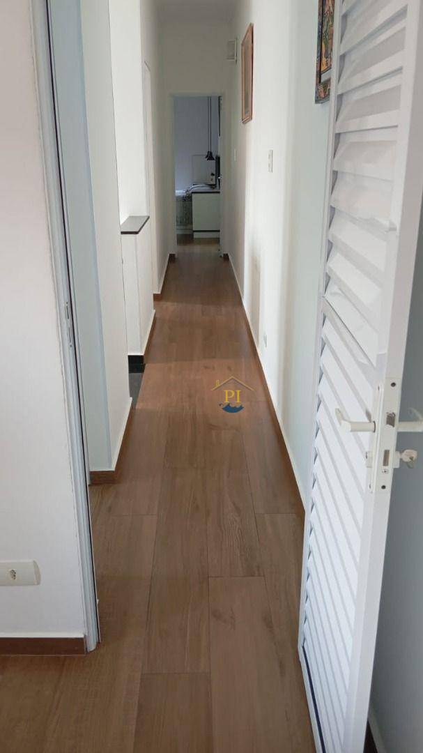 Casa à venda com 3 quartos, 4m² - Foto 11