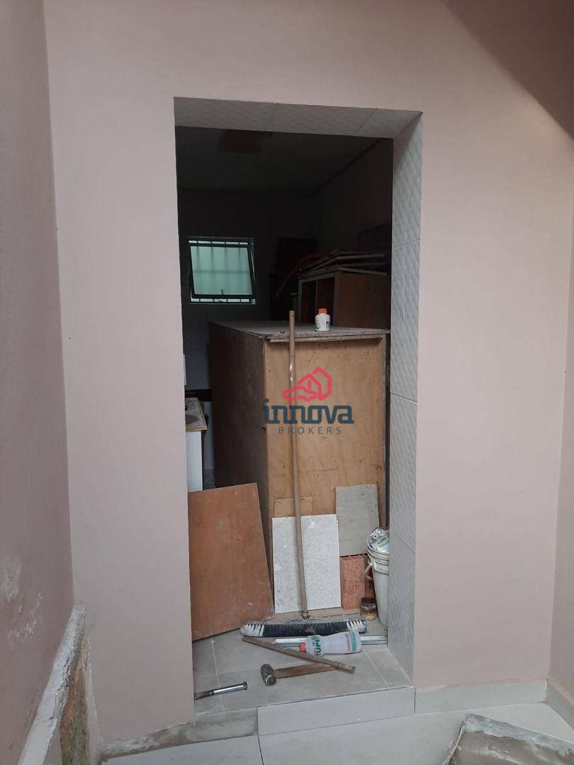 Casa à venda com 2 quartos, 120M2 - Foto 4