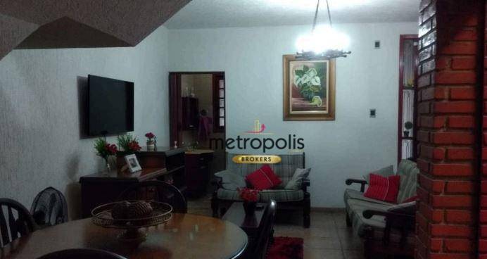 Sobrado à venda com 2 quartos, 250m² - Foto 3