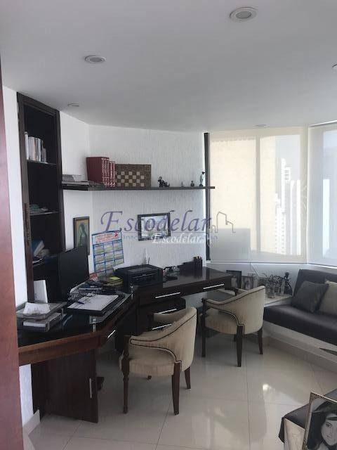 Apartamento para alugar com 4 quartos, 218m² - Foto 15