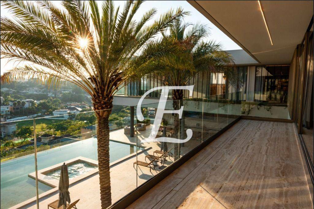 Casa à venda com 6 quartos, 3323m² - Foto 25