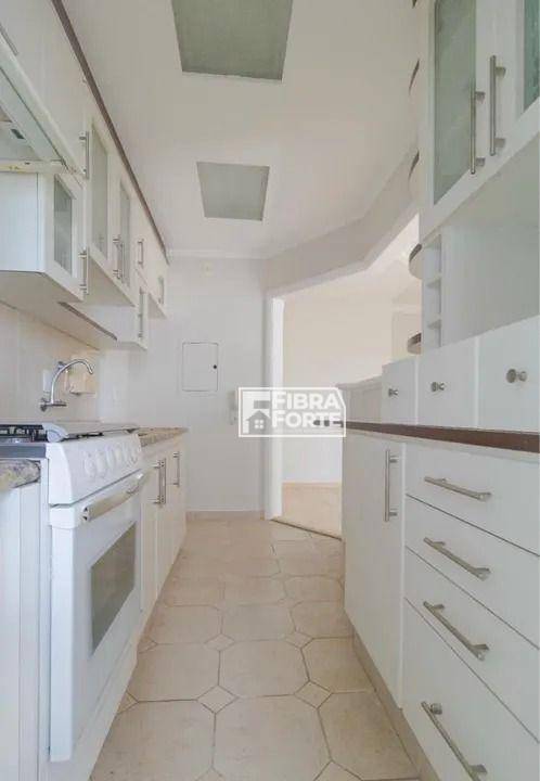 Apartamento à venda com 2 quartos, 70m² - Foto 8