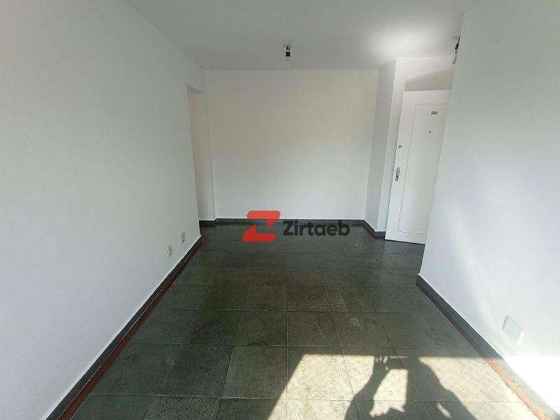 Apartamento à venda com 2 quartos, 71m² - Foto 29