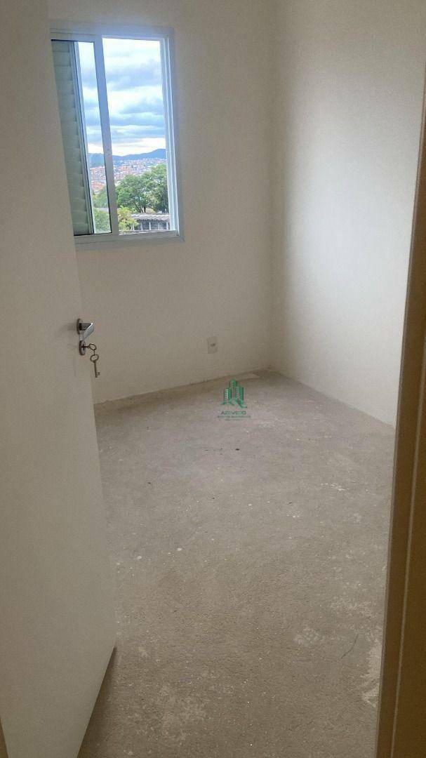 Apartamento para alugar com 2 quartos, 43m² - Foto 6