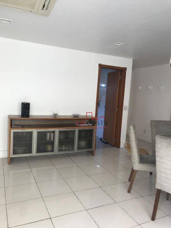 Apartamento à venda com 4 quartos, 160m² - Foto 5