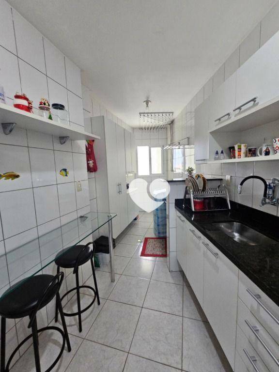 Apartamento à venda com 3 quartos, 111m² - Foto 13