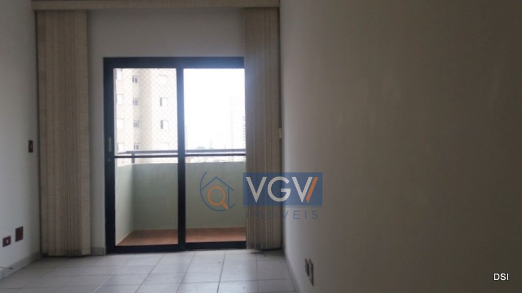 Apartamento à venda com 3 quartos, 97m² - Foto 2