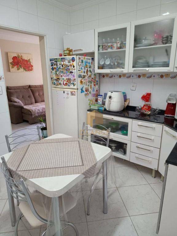 Apartamento à venda com 3 quartos, 90m² - Foto 7