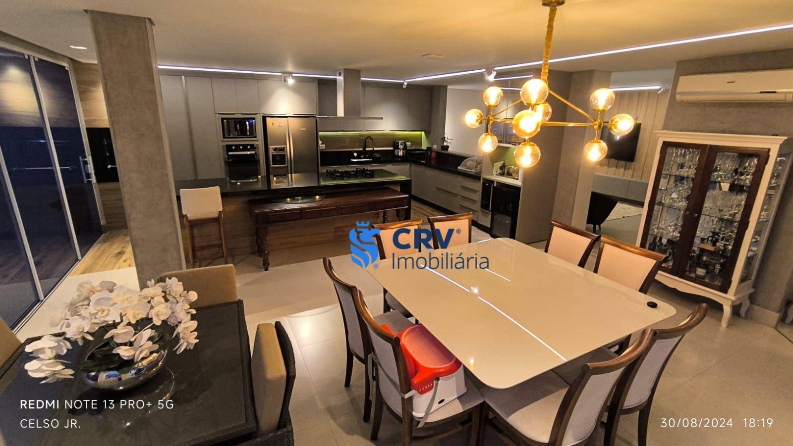 Sobrado à venda com 3 quartos, 349m² - Foto 2
