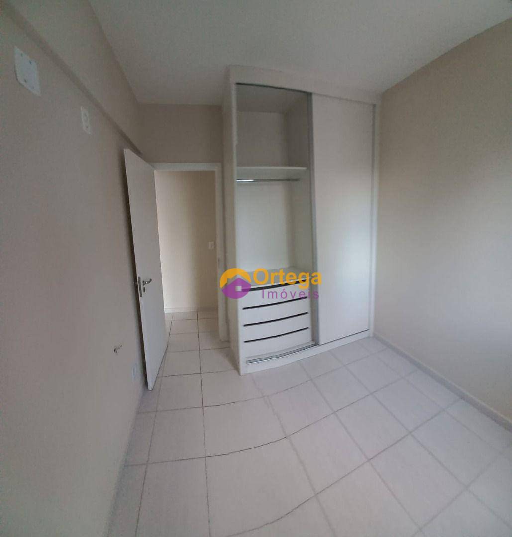 Apartamento à venda com 2 quartos, 72m² - Foto 3