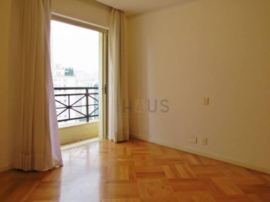 Apartamento à venda com 5 quartos, 347m² - Foto 9