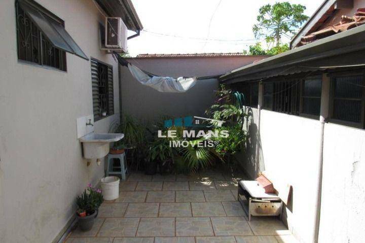 Casa à venda com 3 quartos, 155m² - Foto 29