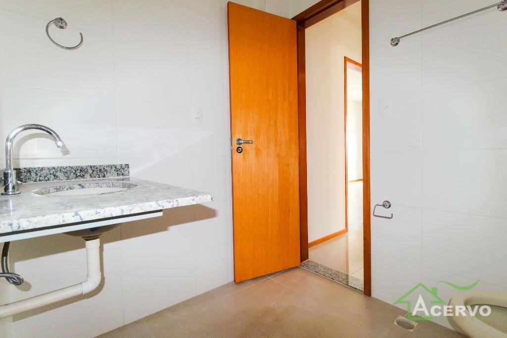 Apartamento à venda com 3 quartos, 96m² - Foto 17