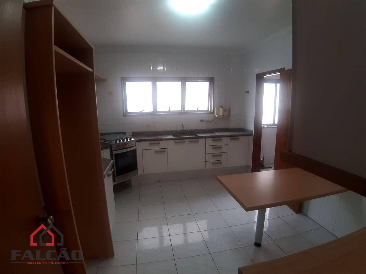 Apartamento à venda e aluguel com 3 quartos, 140m² - Foto 31