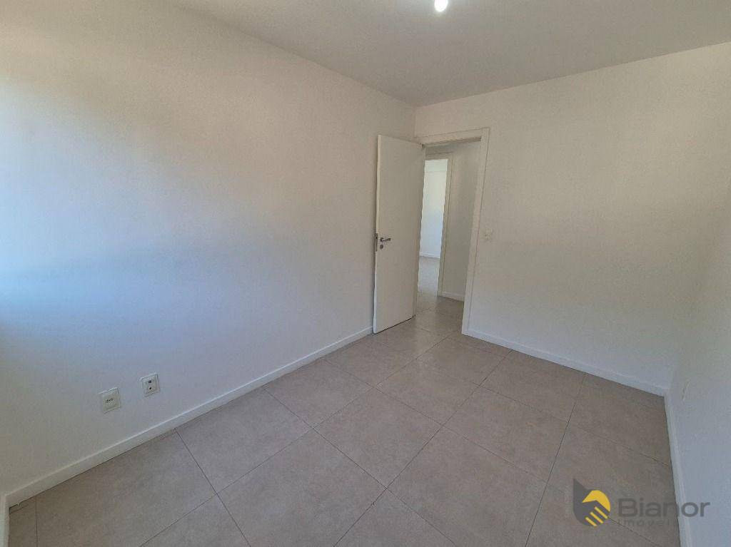 Apartamento para alugar com 3 quartos, 75m² - Foto 13