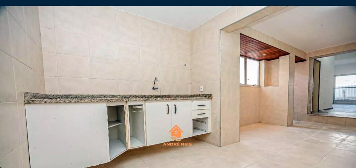 Casa à venda com 3 quartos, 450m² - Foto 6