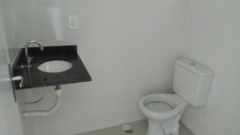 Apartamento à venda com 2 quartos, 70m² - Foto 12