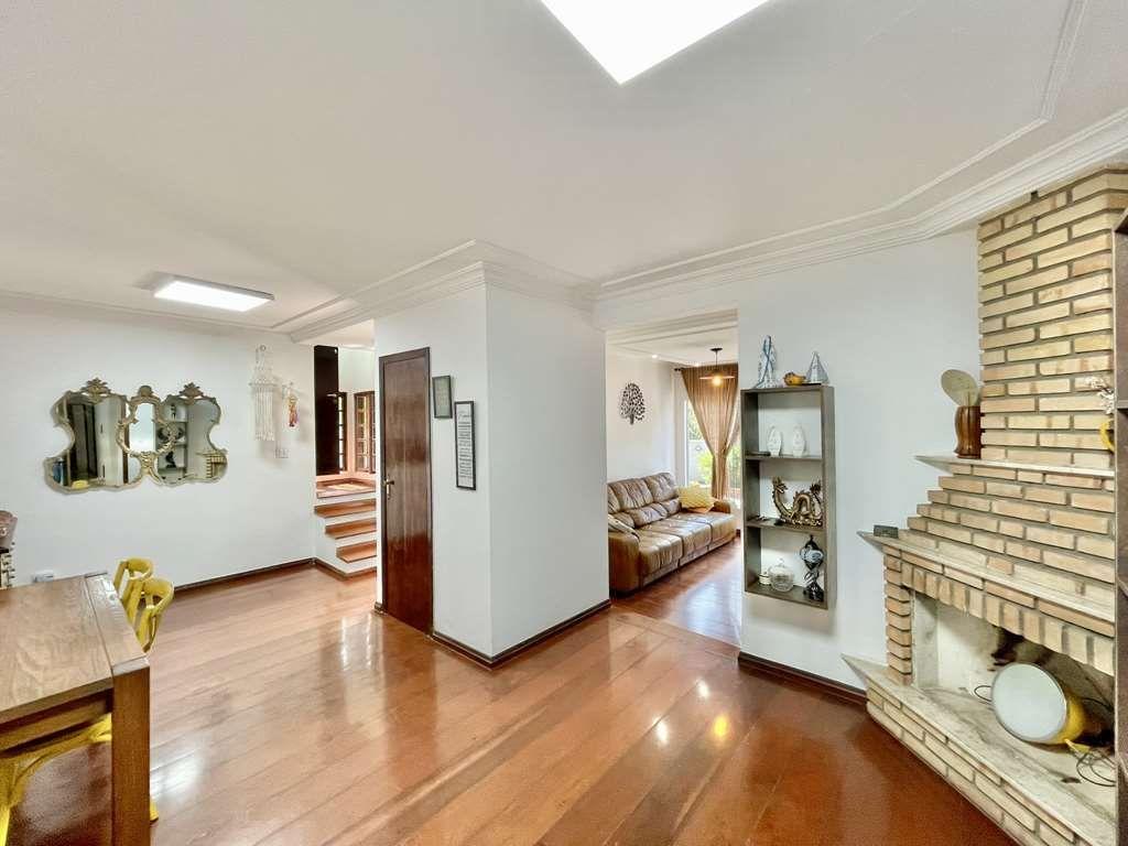 Casa à venda com 3 quartos, 280m² - Foto 6